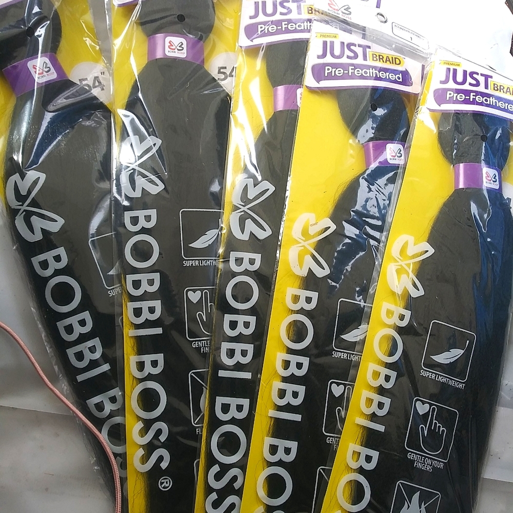 Bobbi boss 100%pre stretched kanekalon hair